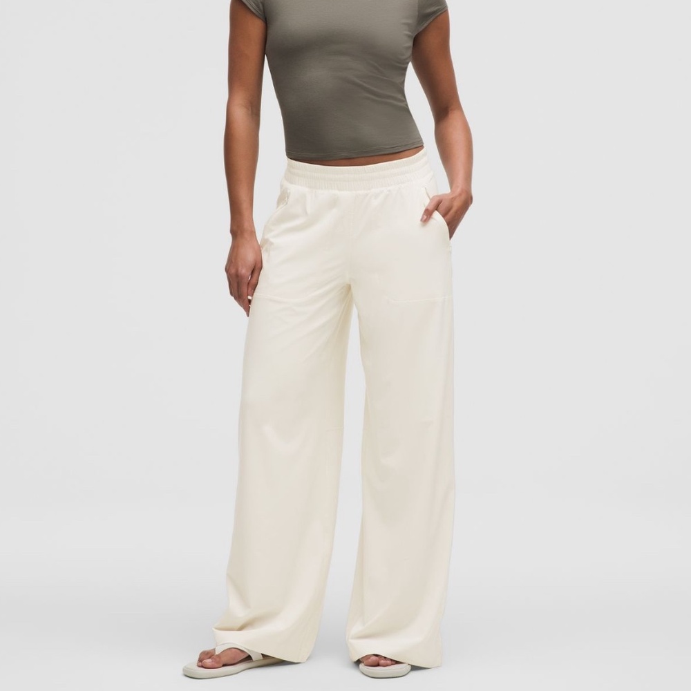 Lululemon Swift mid-rise wide leg pant